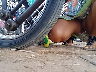 amateur public voyeur